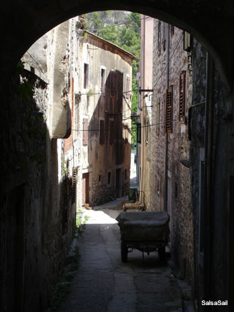 altes gasserl in skradin