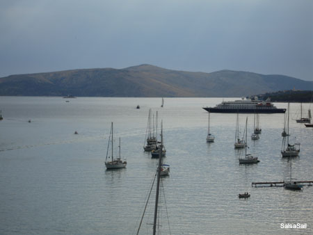 blick &uuml;ber die k&uuml;ste vor trogir